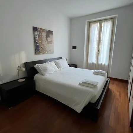 Bilocale Zona Tortona Apartment Milan Exterior photo